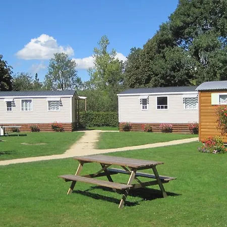 Camping Le Renom Campsite